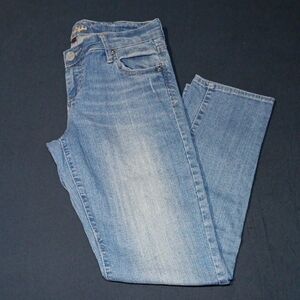 Kut from the Kloth Light Blue Straight Leg Jeans